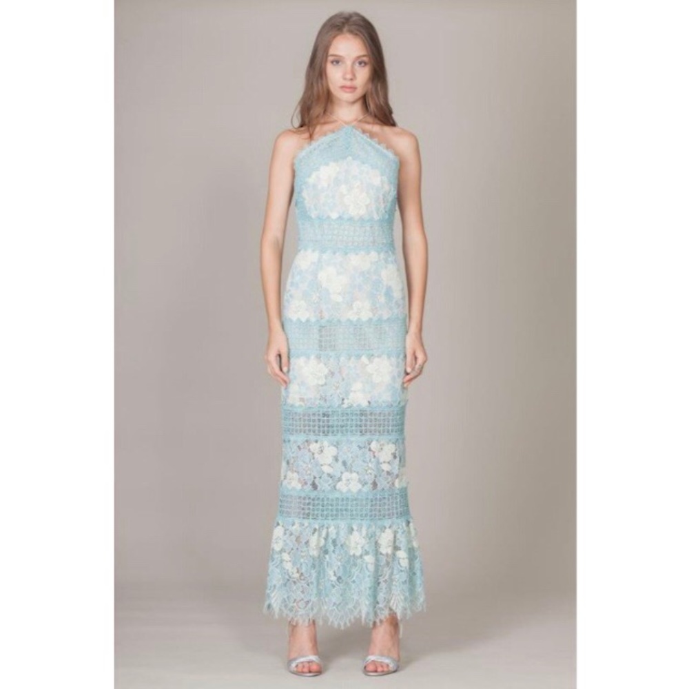 Perfect for Prom 👑 Foxiedox Aqua Lace Gown